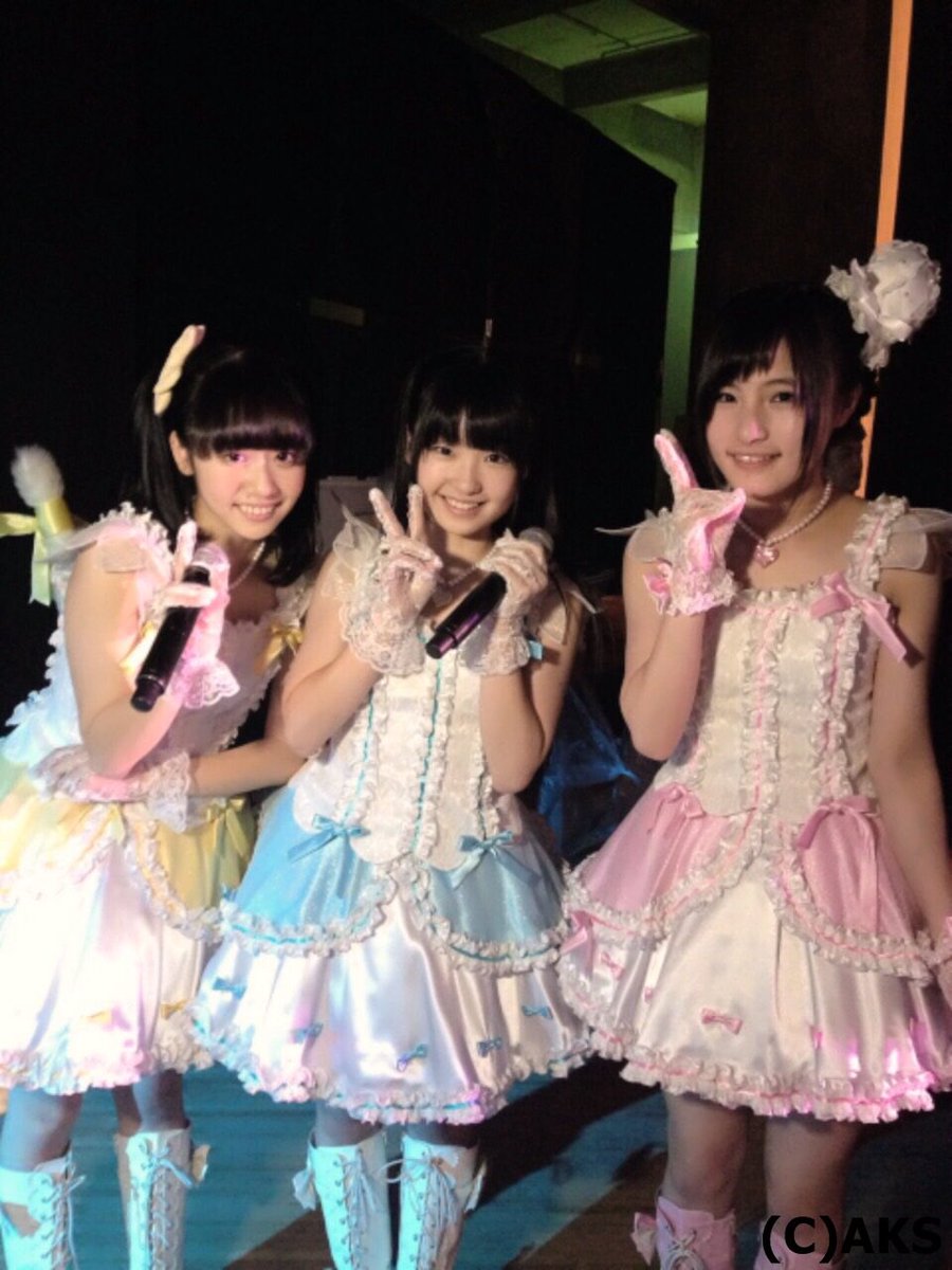 ট ইট র 女性アイドル衣装画像 天使のしっぽ Akb48