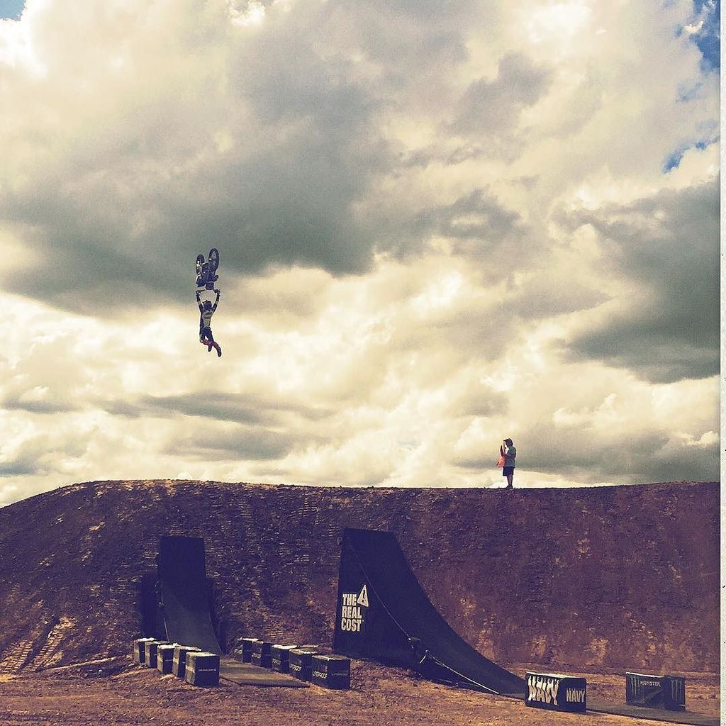 beardedbros's tweet photo. Looking forward to heading back to @xgames @xgamesaustin_  today! Last night was awesome! #brosbeforegmos #fuelyour… https://t.co/kBuffSWkx5