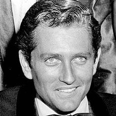 John Drew Barrymore was born 84 years ago today in LA @TopTrendWatch3
@starhistorian
en.wikipedia.org/wiki/John_Drew…