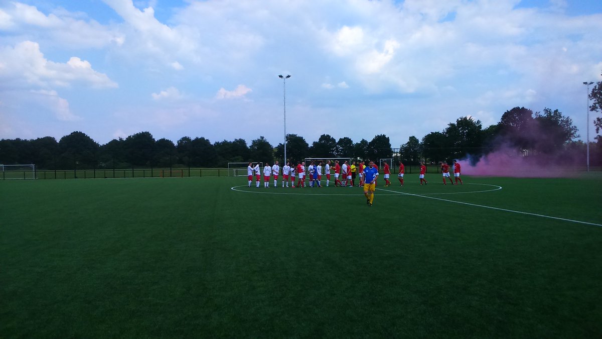 We gaan zo beginnen <a href="/excelsior31/">SV Excelsior'31</a> <a href="/KSV_Achilles12/">Achilles12</a> 2