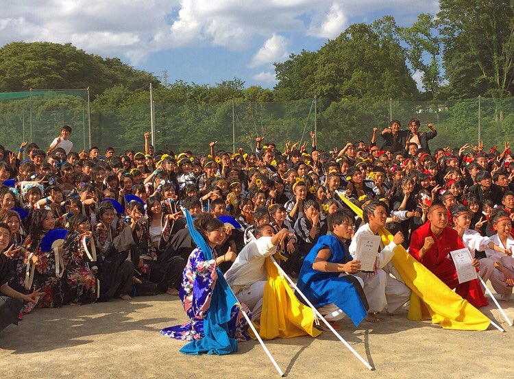 popochan324's tweet photo. 体育祭楽しかった〜〜💗💗
#体育祭 
#黄団
#楽しすぎ 🤘🏻 https://t.co/cJkfdg4s4M