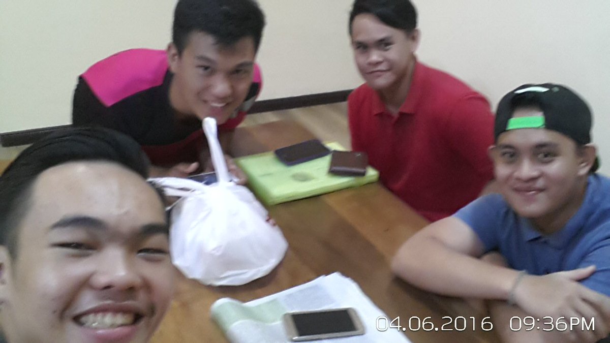 senz_e's tweet photo. Semua sporting abg si mark tebaekk
#intor https://t.co/uFnir2cnZ0