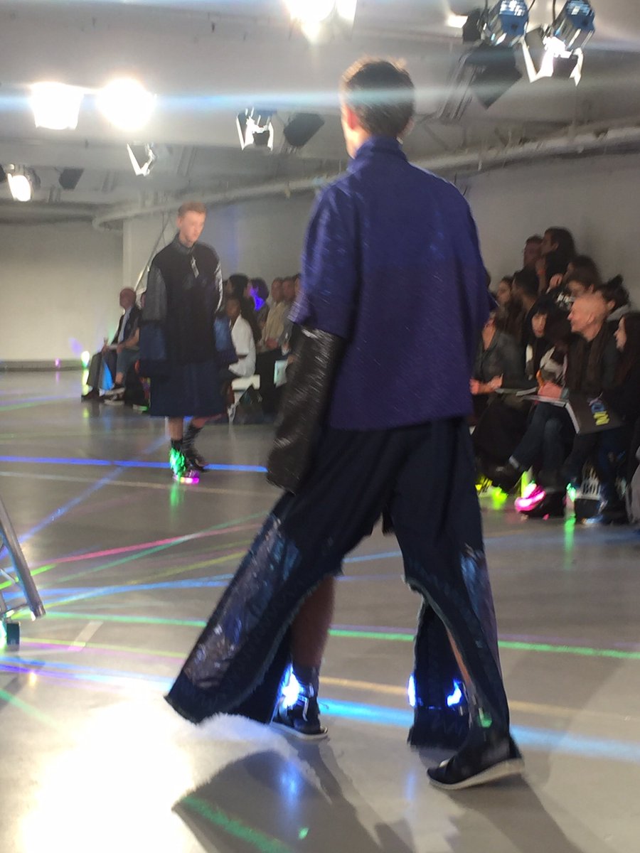 FTMDX's tweet photo. Ines Matos menswear #mdxfashion16 #mdx16 press catwalk #LDN @MiddlesexUni @FDMDX @FTMDX @OfficialGFW #londonpop https://t.co/GlpveM76Aa