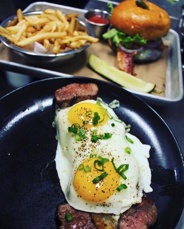 Tap42Bar's tweet photo. Get your Brunch Posse together and come on down!
https://t.co/NhyTF784jc … https://t.co/8Qtox83Z4m