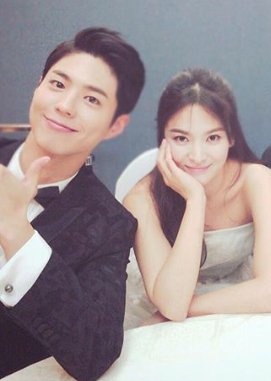 Lapor! Choi Taek selingkuh!