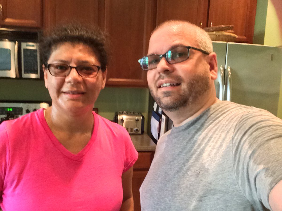 paulvanbrunt's tweet image. First day of Liz&apos; summer break &amp;amp; we enjoyed a nice 6.5 mile walk.
#10kstepchallenge
#noOHSforme #hearthealth