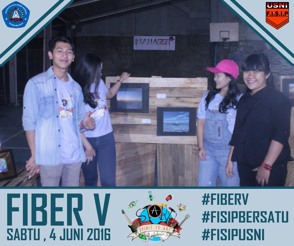 Selain ada Grafiti Art , di FIBER V ada pameran foto juga loh !!

#FIBERV #FISIPBERSATU #FISIPUSNI
