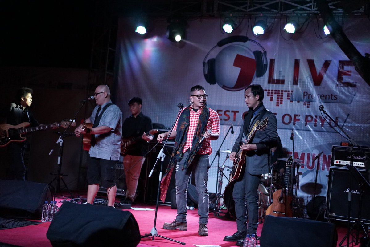 #jlive  <a href="/sibisma/">Hussein</a> <a href="/ryantedja/">SnoBoL</a> <a href="/fierly15/">Fierly</a> @inongloebis <a href="/isarajaofficial/">Isa Raja Official</a> <a href="/piyu_logy/">P I Y U</a> >> <a href="/Ayuciousbali/">ayucious</a> <a href="/anesrembes/">IG : ANESREMBES</a>