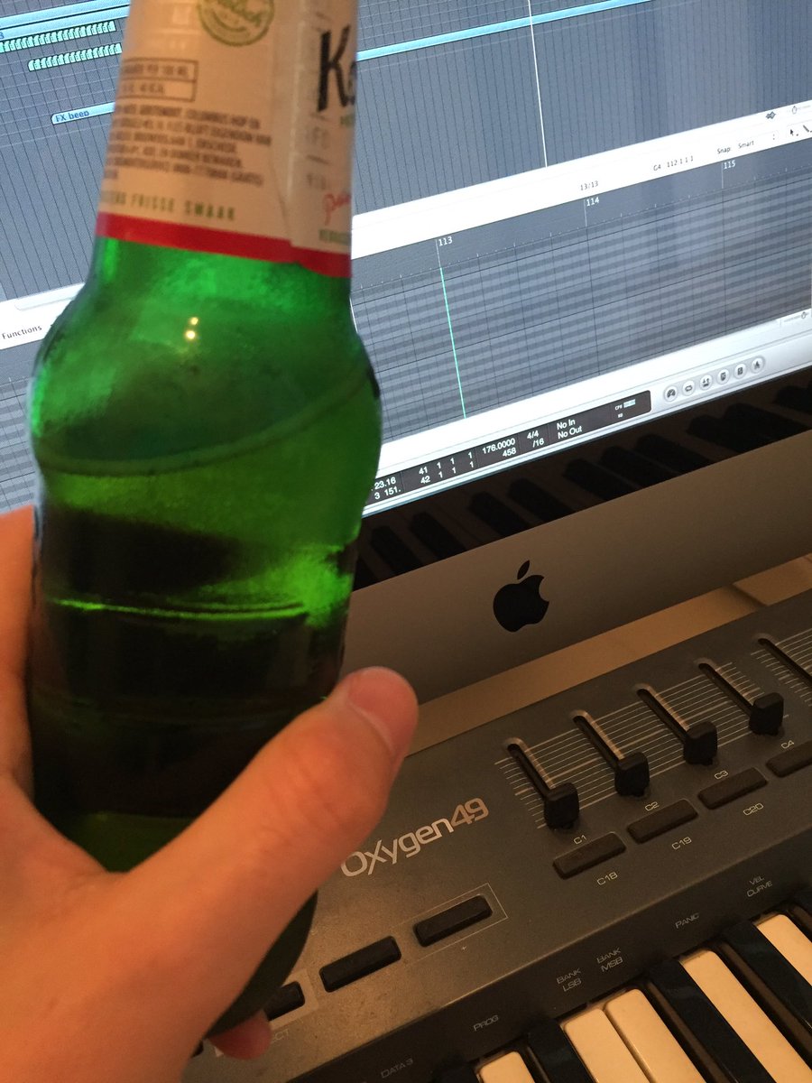 Working on new stuff. With some Nice cold 🍺. Expect new tracks in the near future 😎