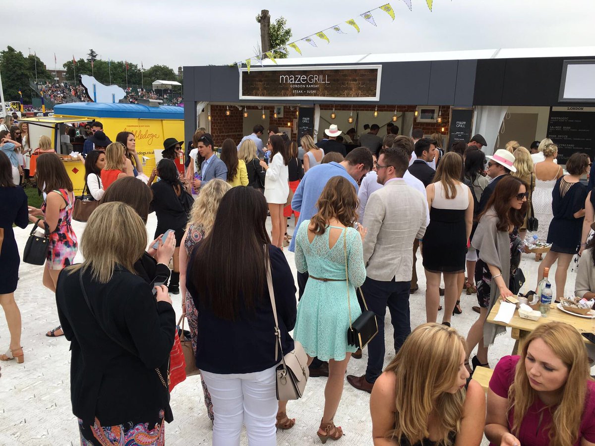 GordonRamsayGRR's tweet photo. We hope you've come hungry @PolointhePark and don't mind waiting for a bit ... @mazegrill #grazingpaddock https://t.co/IGToGCOWv7