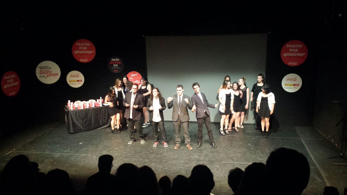 CocaColaCo_es's tweet image. ¡Fin de semana cargado de puro teatro! 🎭 Galas #PremiosBuero de #TeatroJovenCocaCola en Cataluña y Zona Norte