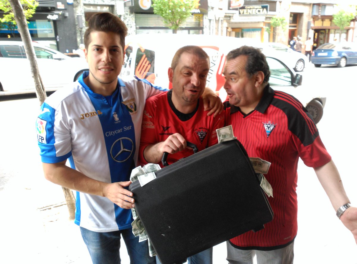 dieguin_8's tweet photo. Tranquilos pepineros. Acabamos de cerrar el trato.  #MIRvLEG https://t.co/phkAAymCnu