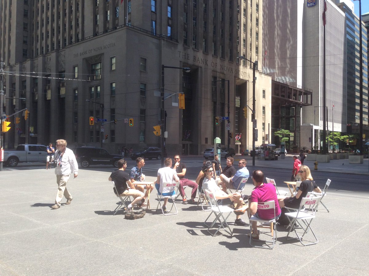 jonahletovsky's tweet image. Why no public seating at the TD Centre? Cheap movable chairs are all people need. #SitTO