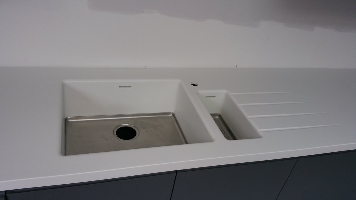 SheffieldSolid's tweet photo. Hi-Macs worksurfaces installed today in Cheshire #madeinsheffield #sheffieldissuper https://t.co/UwD0QefiHe