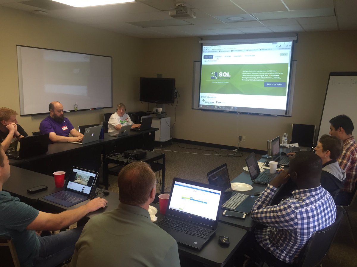 RobLeeWilson's tweet image. Some of the SQL Server pros in Evansville learning about #SQLServer2016 at Discovery Day. #evansvillepass @TechEVV