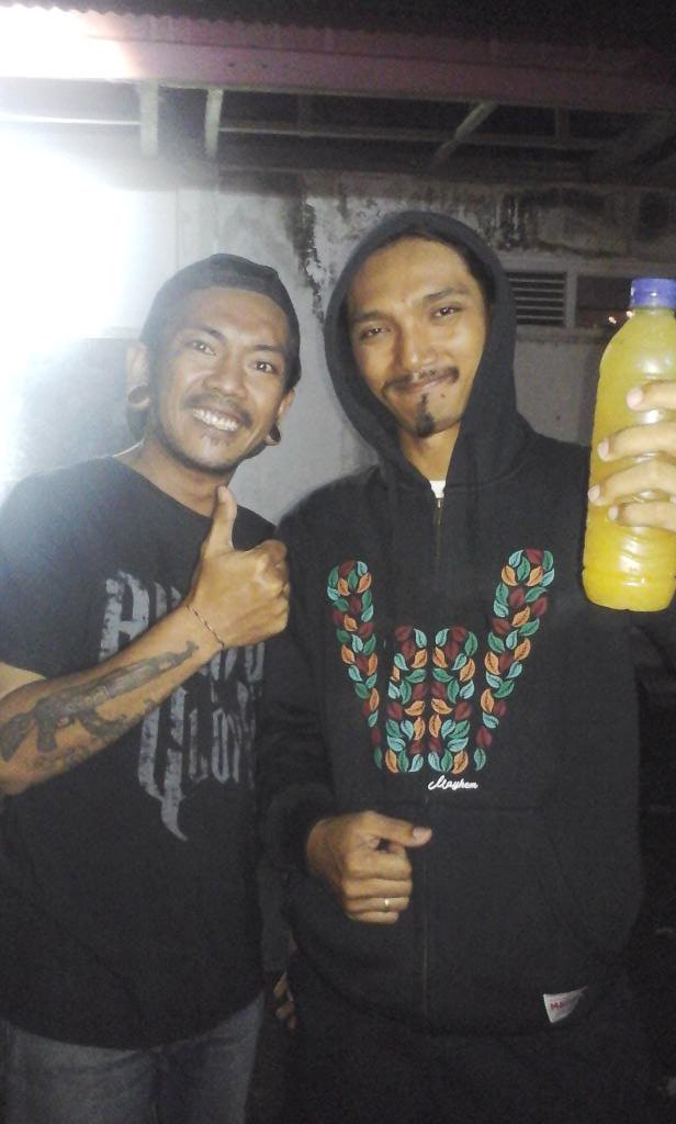 Semoga bli <a href="/luizvanghigox/">Luiz Van Ghigox</a> suka #BisikBisik dari kami...
#HardcornCafe
#HardcornforLife
#HidupRakyat