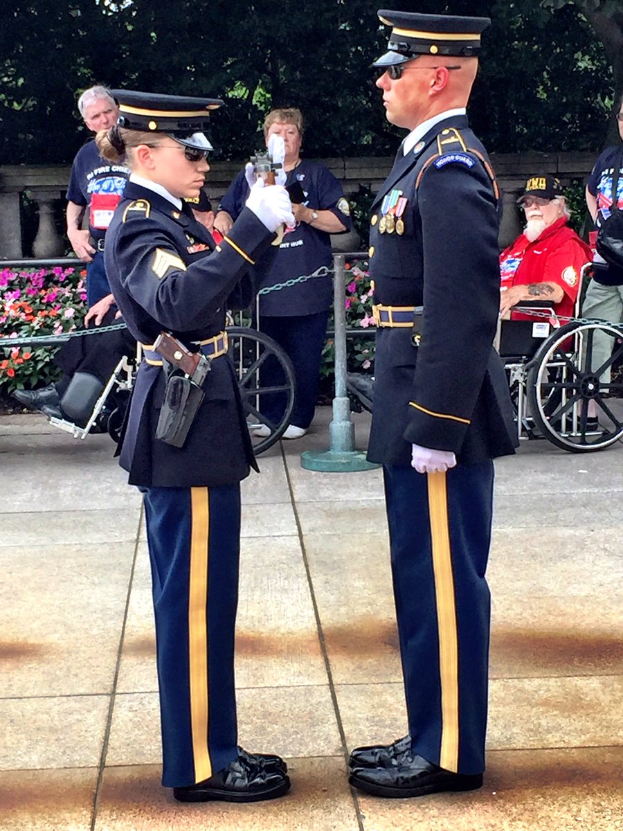 HonorFlightRI's tweet photo. The first time we've seen a female sentinel at Arlington Cemetery. #HonorFlight https://t.co/J6mxRx9KhH