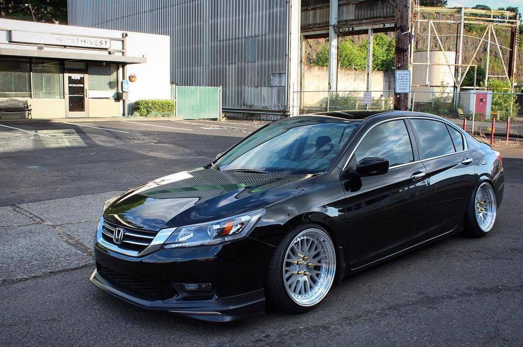 VarrsToen on Twitter: "The 9th Generation Honda Accord slammed on 19x10