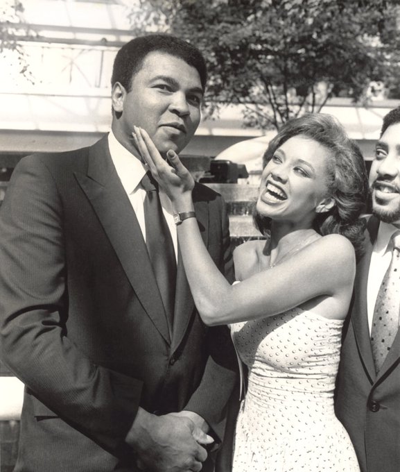 Sad to lose this legend. 1983, a couple days before I was crowned Miss America. #MuhammadAli https://t