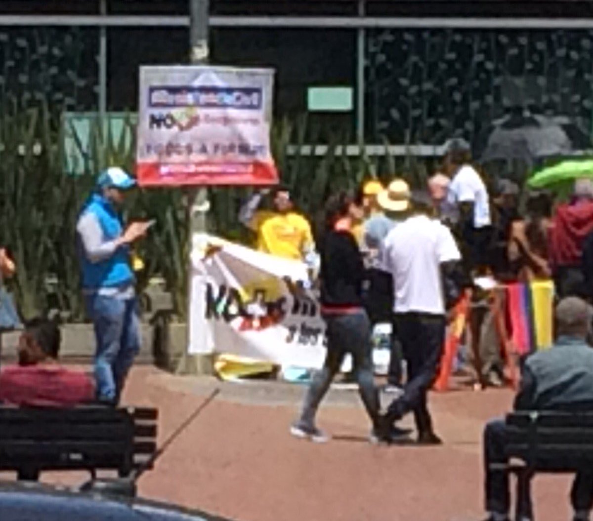 Pipe_Chuleta's tweet image. La tal Resistencia Civil No Existe, 4 gatitos en la Cl 85 Cra 15, @DanielSamperO