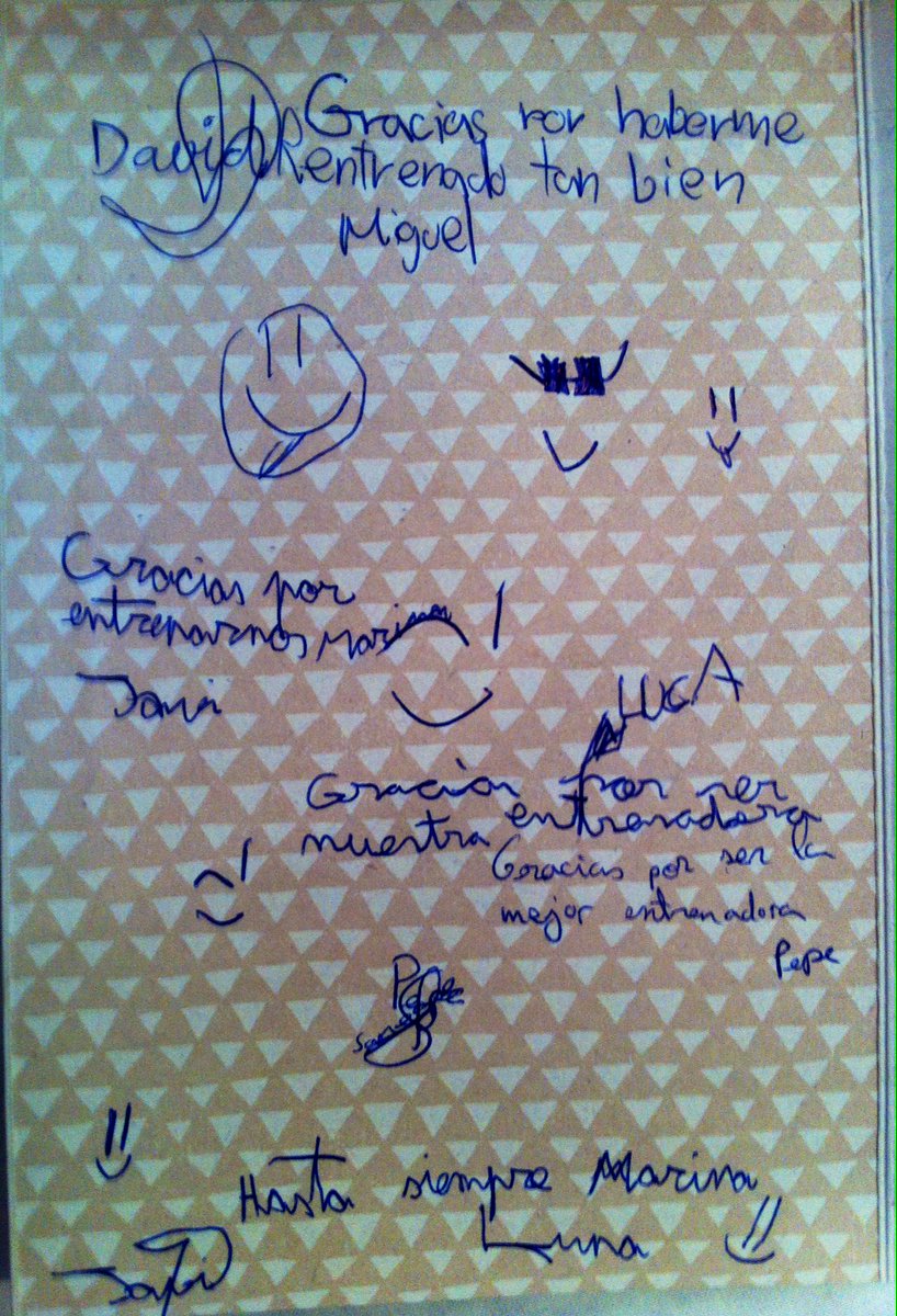 Campeonas y subcampeones de la liga de Godella, sus sonrisas y el gracias más sincero la mejor recompensa del mundo!