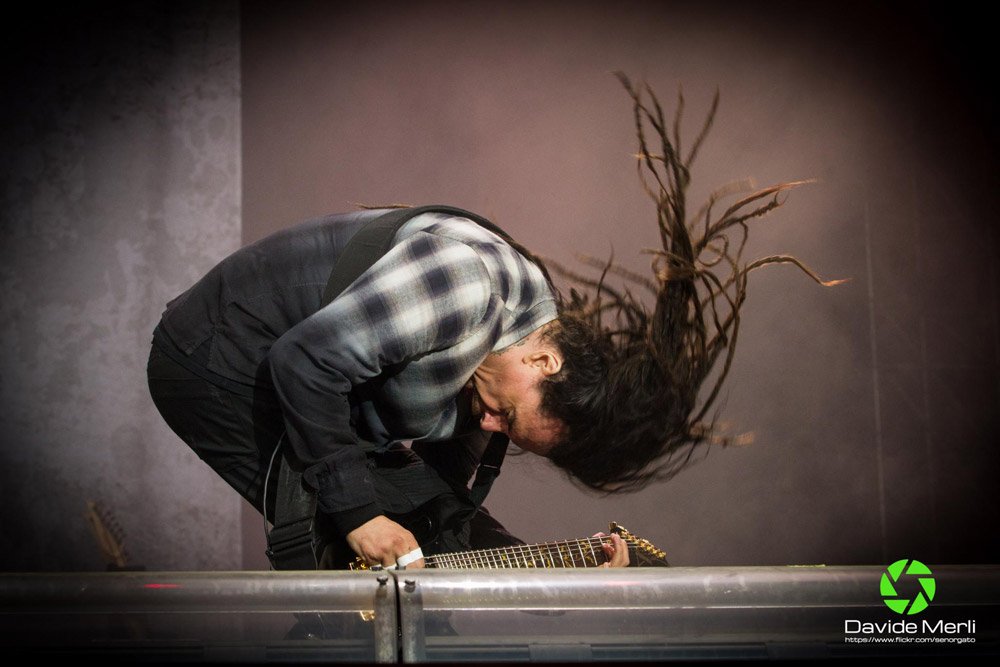 rockonitalia's tweet photo. KORN: guarda le foto e scopri scaletta del concerto al Gods of Metal 2016 di Monza #GOM2016 https://t.co/LDfcSSX0ZD https://t.co/PxLFU0Bzbq