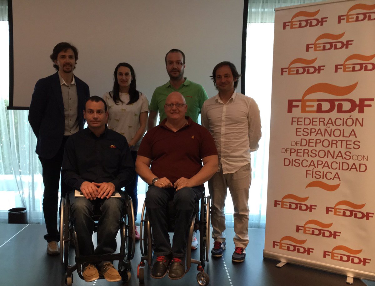 ClubAmfiv's tweet photo. Decidiendo el futuro d 1' DV de @FEDEDDF C. Delegada @SaltoBeraBera @BasketGlobal @AdemiTenerife @masvision_es Amfiv https://t.co/Q5DiavZkNP