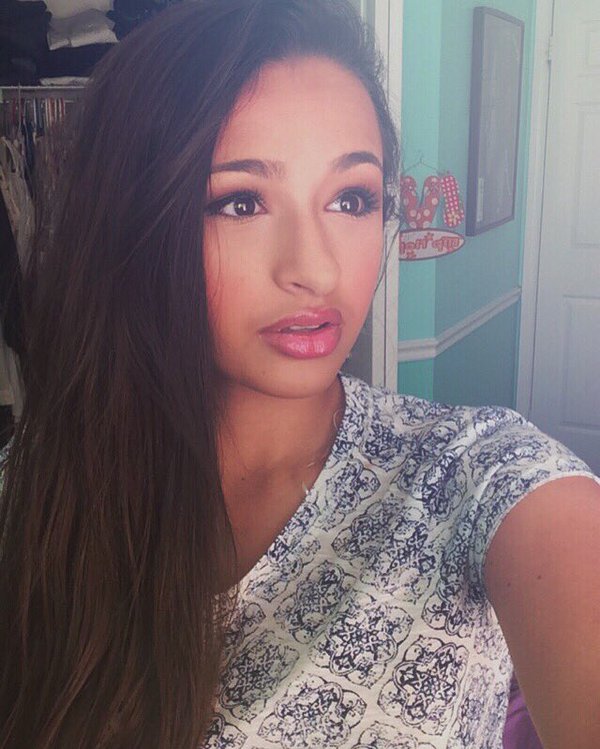 JazzFanPage's tweet photo. @JazzJennings__ ❤ https://t.co/c4hHxG24CO