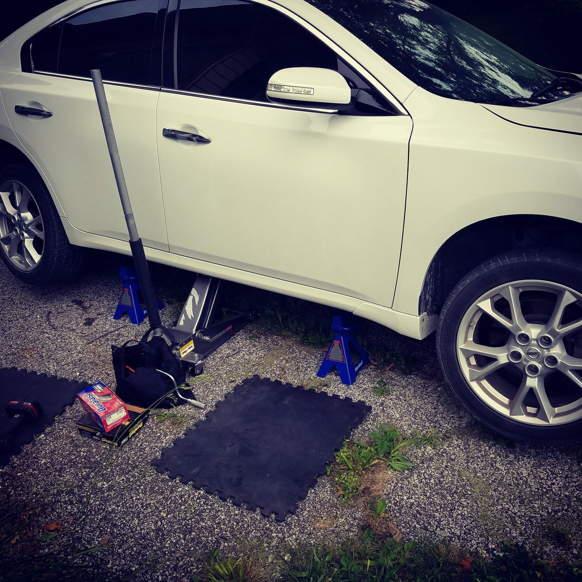 zmendsautos's tweet photo. #Idowork #zmendsautos #mobile #automotive #repair https://t.co/zoGKS3gwtq