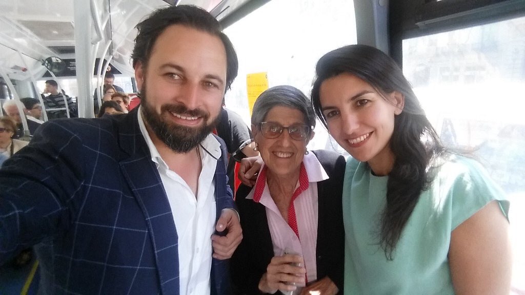 monasterioR's tweet photo. Carmen Gutierrez: "@vox_es es el partido que defiende el cumplimiento de la Ley" #SinLeyNoHayDemocracia #LMOkupas https://t.co/HuCnGpzXzc