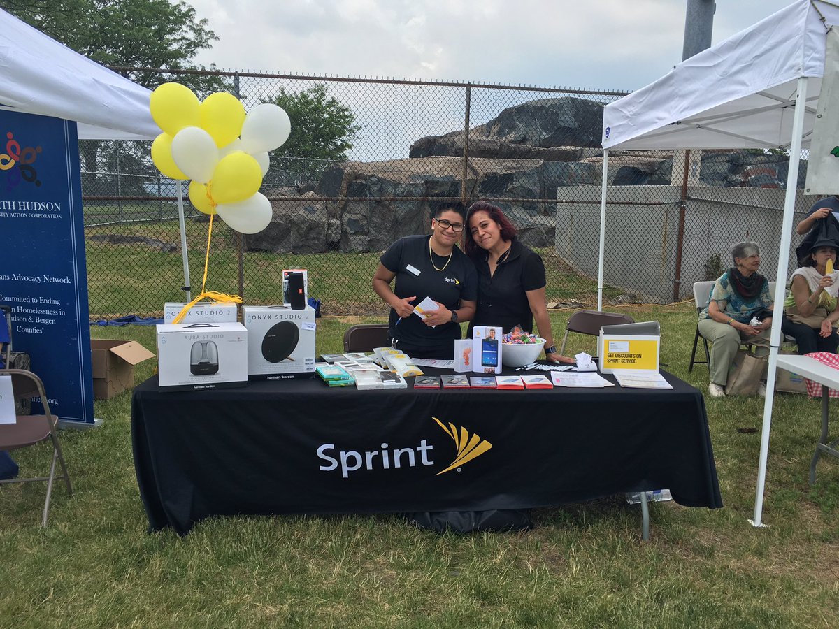 Sprint STARS representing at the North Bergen Summer Health &amp; Green Fair! <a href="/HGayle28/">HG</a>