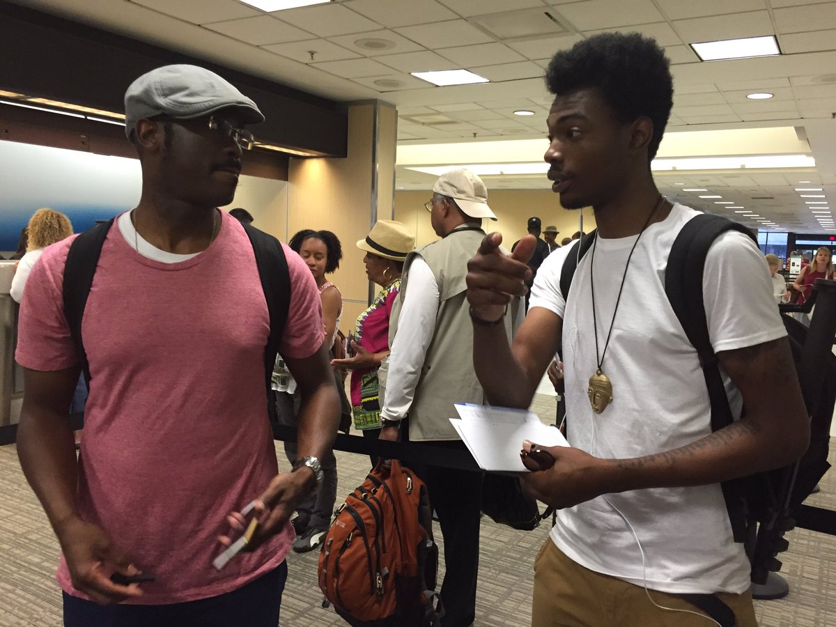 devontekxng's tweet photo. #globalreportingtoday Discussing production strategies with Dr. Kendrick @MorganStateU @Morgan_SGJCDNR https://t.co/pPXQaGiOu3