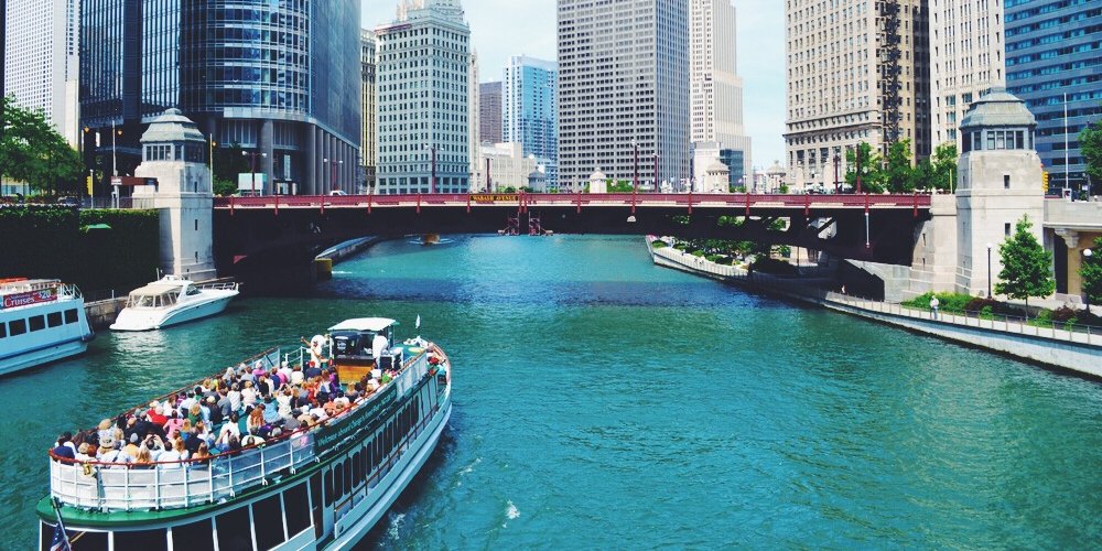 usemybenefits's tweet photo. Take your vacation to the next level with a boat tour! Courtesy of @MemberCard #HelloSummer https://t.co/4lgqfngDsK https://t.co/7krlCnyoi4