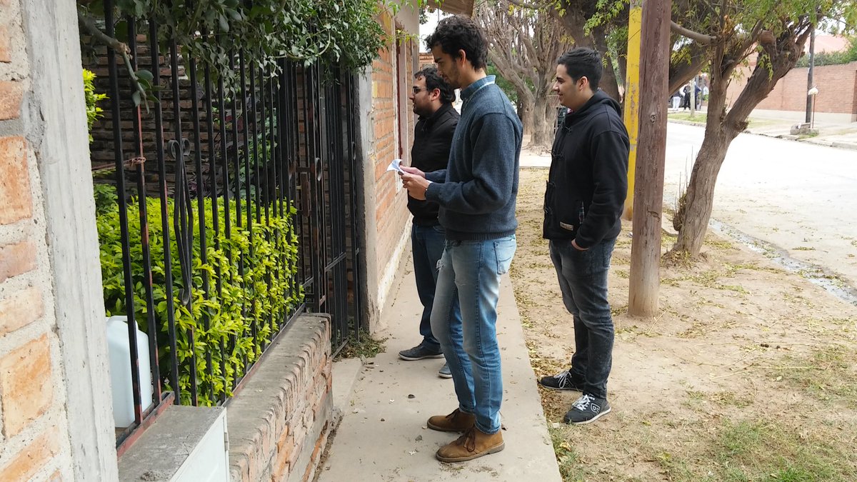ProSantiagoOk's tweet photo. #CambiandoJuntos 
Desde Santiago del Estero nos sumamos al #TimbreoNacional y recorrimos el barrio aeropuerto. https://t.co/fCfwnJsTPe