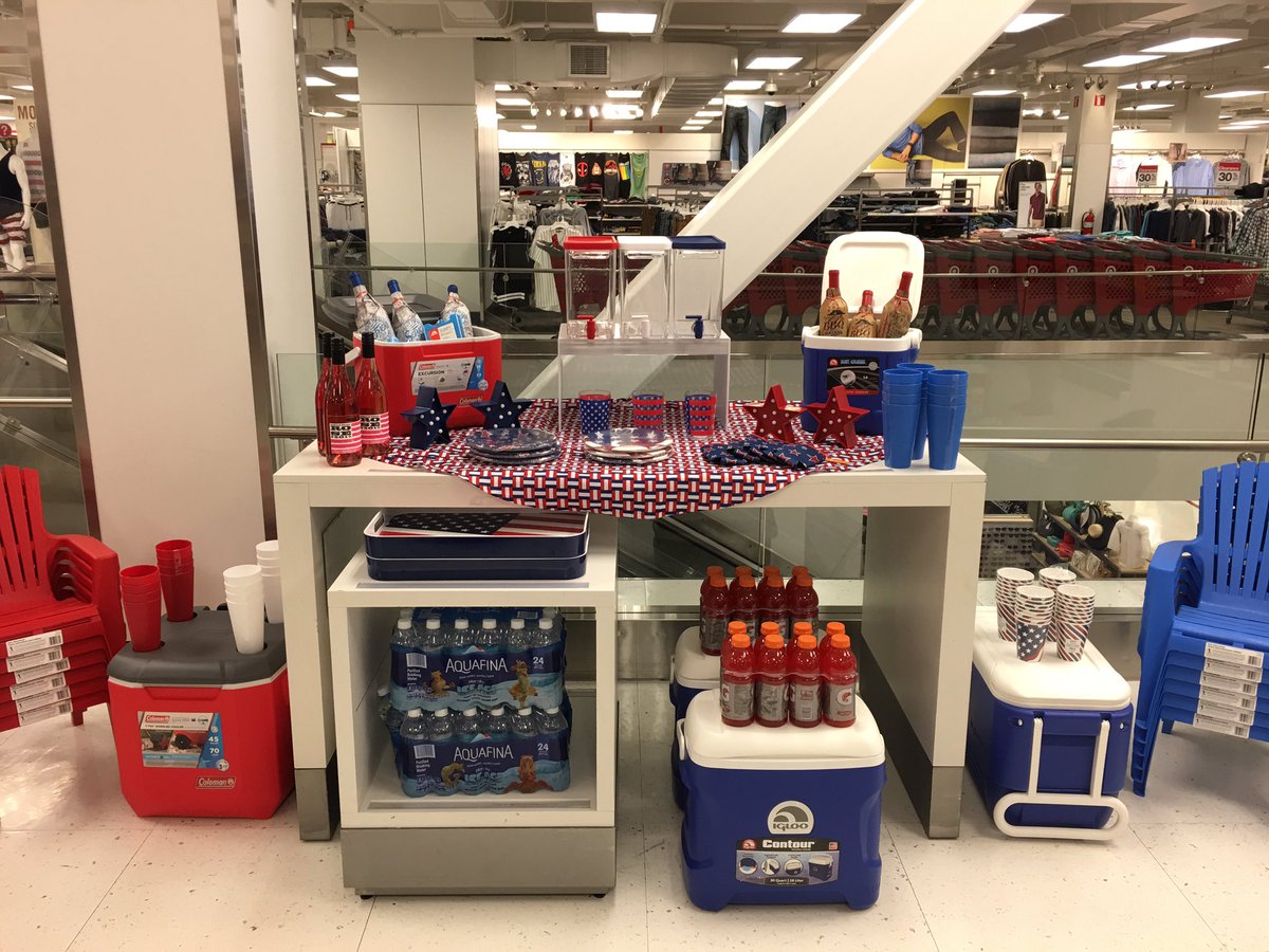 The Starlight Parade in Portland is today! Swing by and stock up your cooler for this 100 degree weather