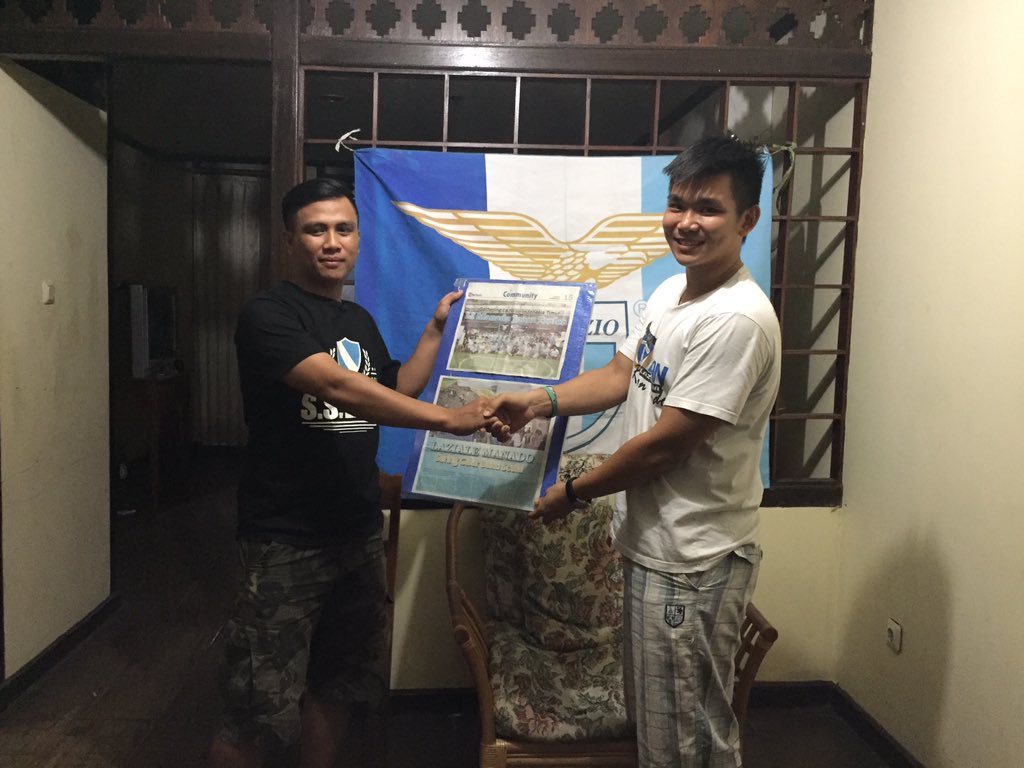 LI_Manado's tweet photo. Selamat atas terpilihnya Meidi Rosok sebagai Ketua LI Manado periode 2016-2018 @LAZIOINDONESIA https://t.co/bo5m3p0TtW