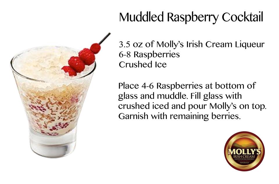 Molly's Muddled Raspberry Cocktail #MollysIrishCream