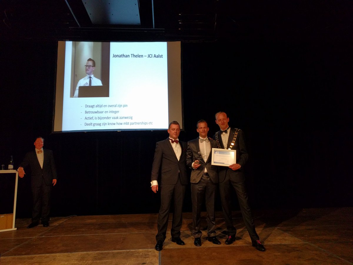 Grote honneurs voor onze <a href="/JonathanThelen/">Jonathan Thelen</a> als beste lid van <a href="/JCIVlaanderen/">JCIVlaanderen</a>!! Een niet te onderschatten <a href="/JCIAalst/">JCI Aalst</a> -er!