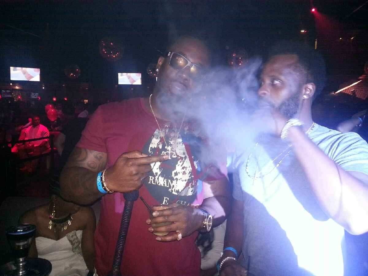 iamlacemusic's tweet photo. I swear when we do it we do it big. Popping bottles and smoking hookah. #ClubGrooves #VIP #Htown #LordsOfRecords https://t.co/lnc7BrShEm