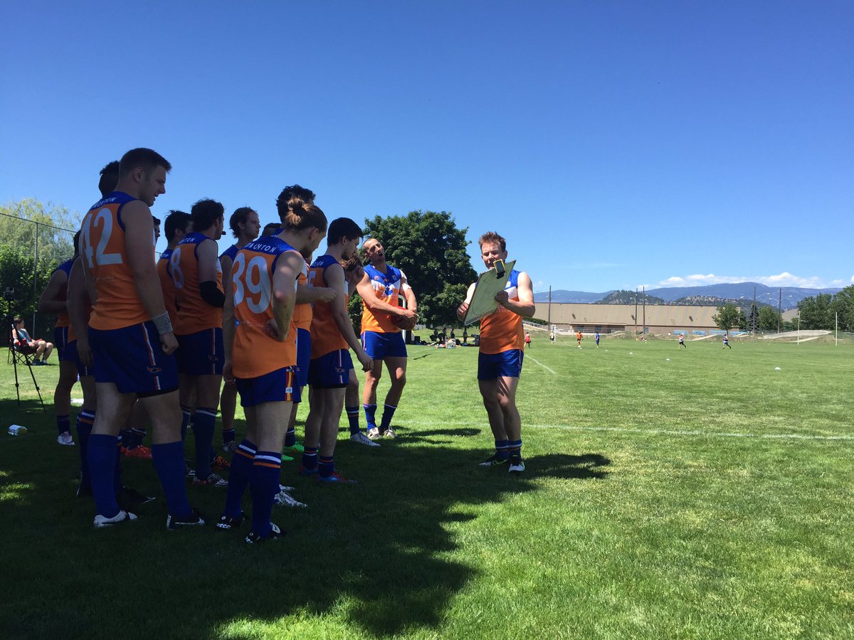 superninjendo's tweet photo. Coach German getting the boys ready for the first match against Vancouver. #wombatlife  @EdmAusFC https://t.co/ckNvkeweWm