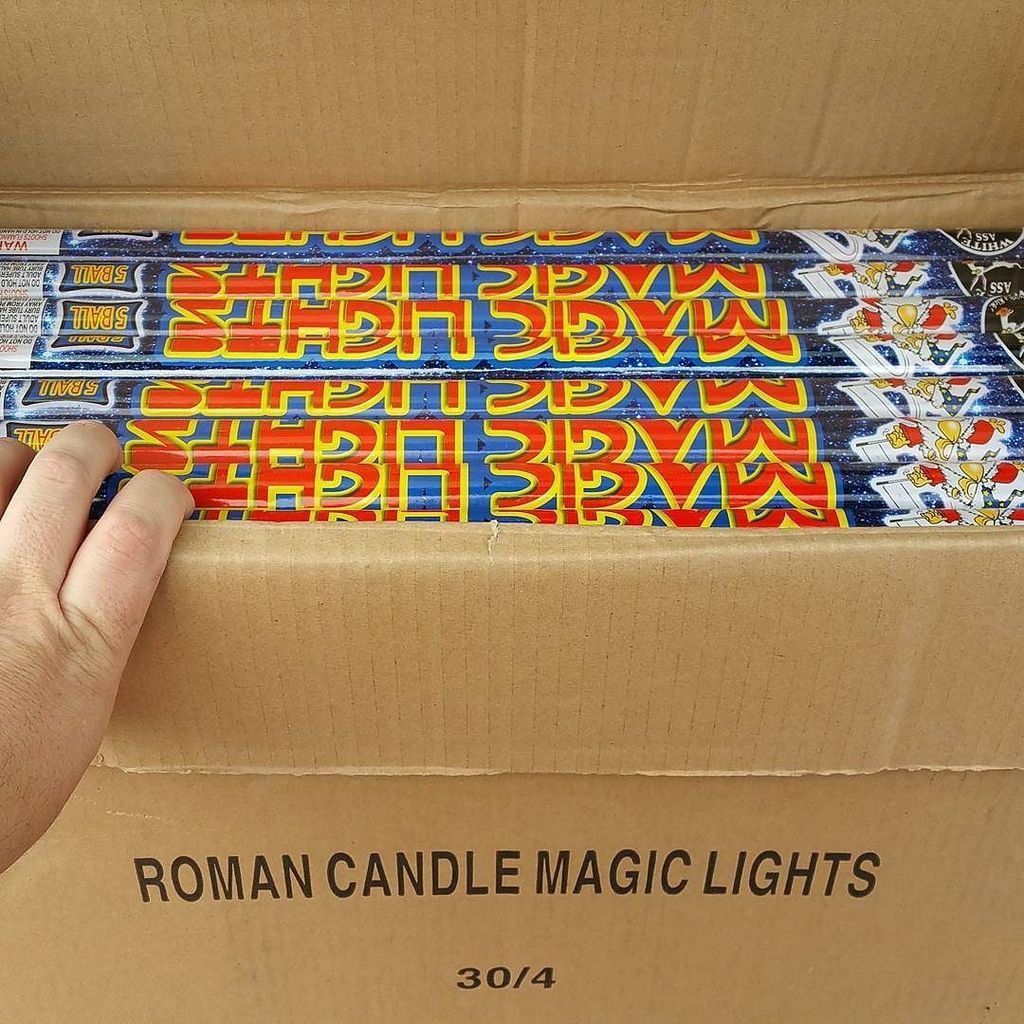 PyroNationUSA's tweet photo. Oh my. A whole case of these sexy beasts
#pyrofix #PYRONATION #firework #fireworkfix https://t.co/KLqV9zUsIL https://t.co/x4ypJYeZVo