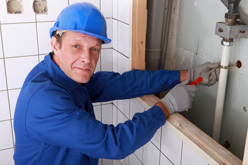 StopWaterDamage's tweet photo. We will restore your bathroom back to its pre-damage condition or better. #USARestoration https://t.co/7H1EczgImn https://t.co/r8nKgMTJ6Z