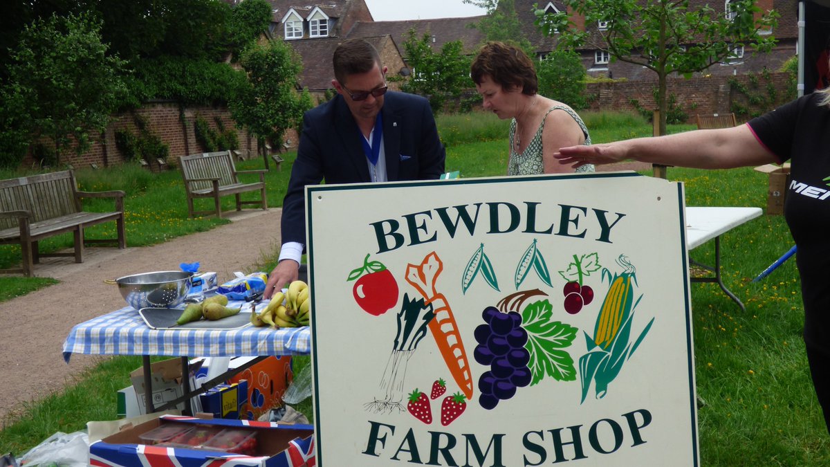 BewdleyOutdoors's tweet photo. Yhanks to Bewdley Farm Shop for the luvely fruit for the Smoothie drinks https://t.co/BB1bpZPonx