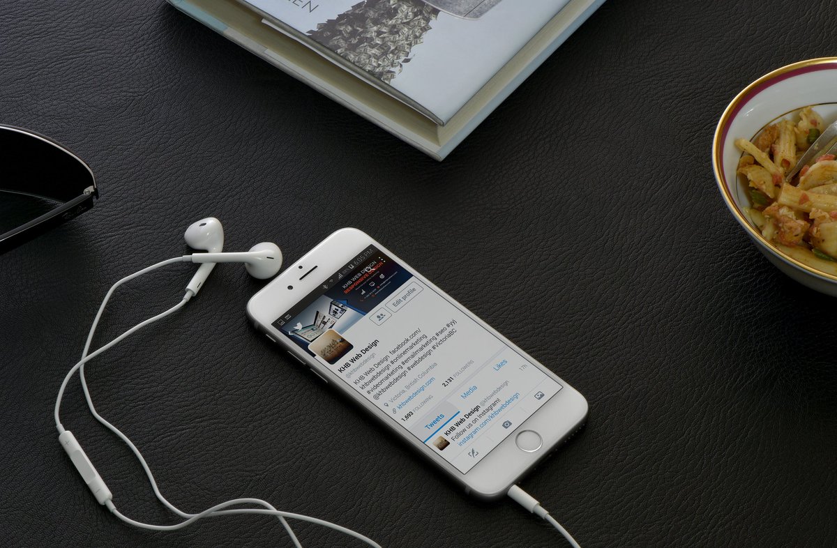 khbwebdesign's tweet image. #graphicdesigner #logodesign #graphicdesign #brand  #design #likes #branding #website #flyer @khbwebdesign