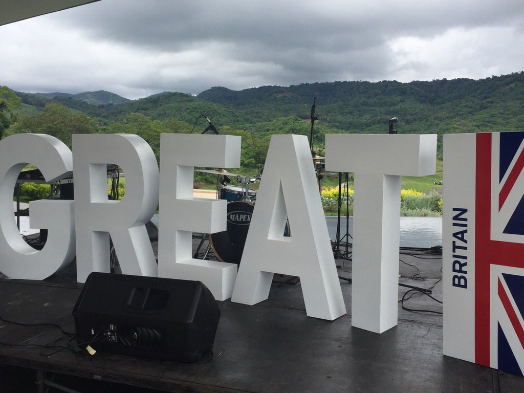 VA_Clark's tweet photo. @UKinElSalvador #BritishWeek2016 has begun at @ElEncantoEvents #GolfisGREAT @HMAGarside #SportisGREAT https://t.co/32ZIav7t5F