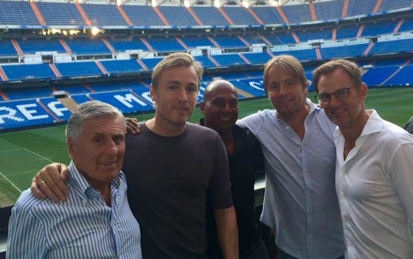 playersunited's tweet image. @FrankRonald1970 R @RichardWitschge @RobWitschge @AronWinter1967 @SjaakSwart8 morgen in actie vs @realmadrid Legends