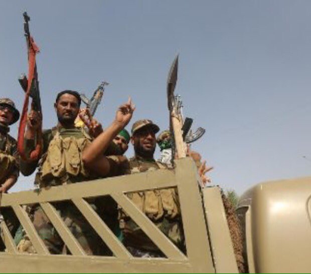 AhmedIraq79's tweet photo. فرحة أبطالنا وهم يرفعون العلم العراقي في #الصقلاوية بعد تحريرها من الدواعش
#السبهان_سفير_الشيطان #الزواج_بنيه_الطلاق https://t.co/qs14enOx0I
