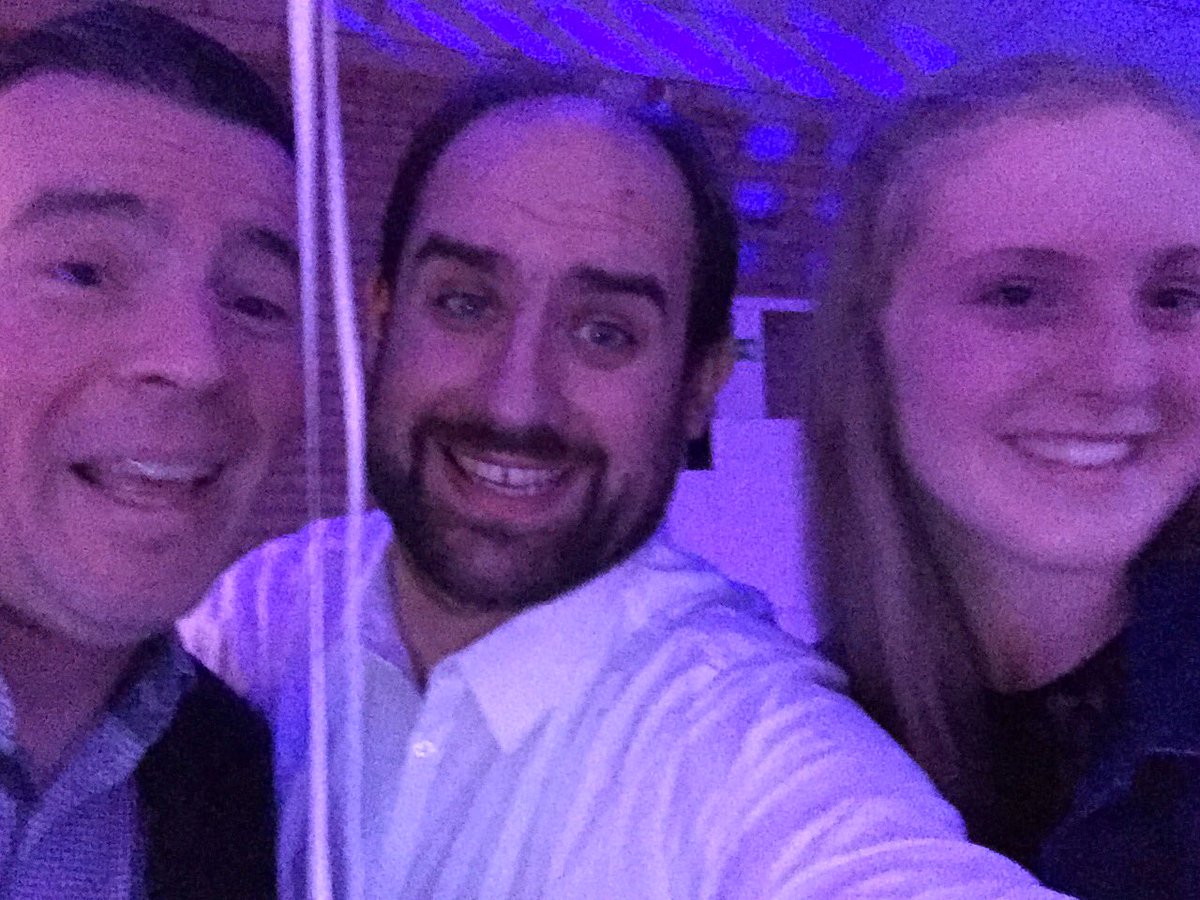 PiVanraes's tweet photo. #tin30 met @BrittDeceuninck en koen ! https://t.co/pwpcDrCWCG