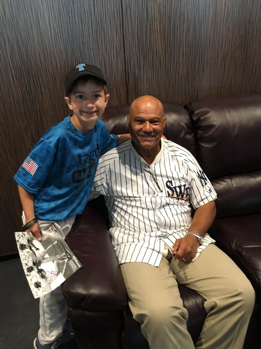 kevino207's tweet photo. @swbrailriders me and Chris Chambliss #SWBsocial https://t.co/NuzsxVmYHR