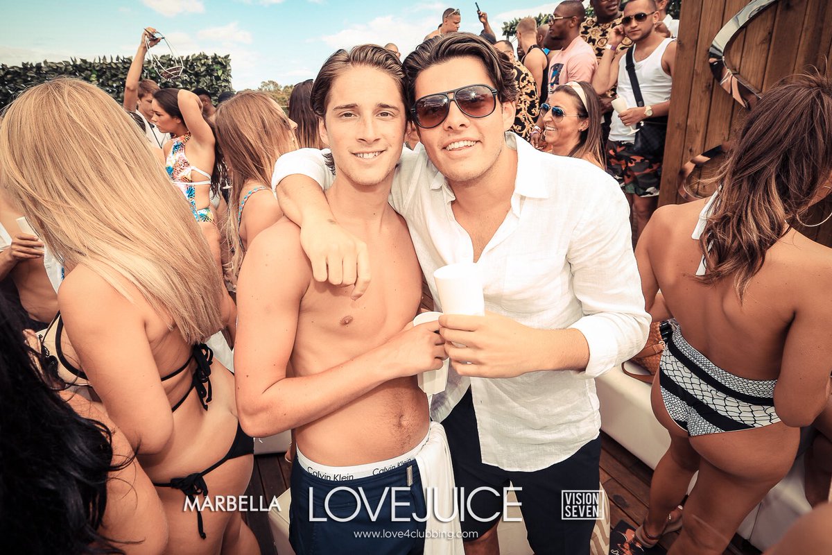 LoveJuiceMarbs's tweet photo. This time last week, the rooftop party only just ended! See you back on the roof on June 25th! @Sisuvip #LOVEJUICE https://t.co/soZWKVWxpQ